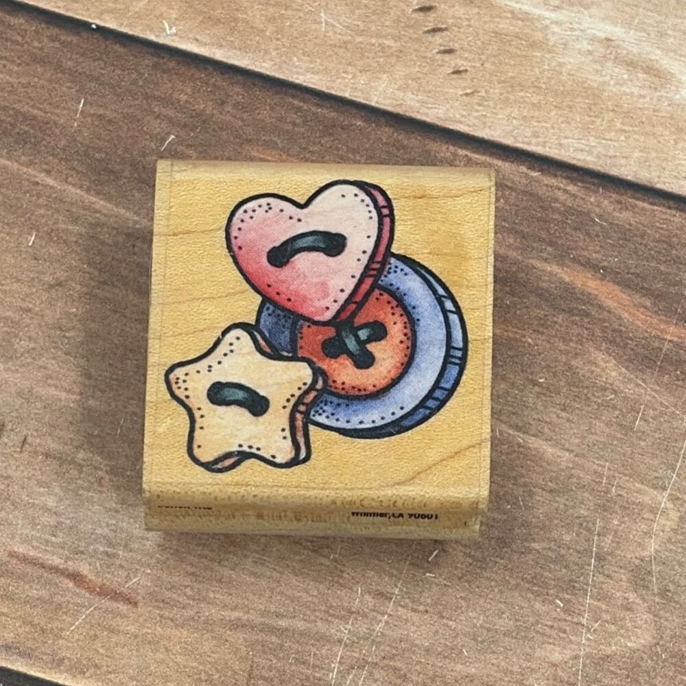 RUBBER STAMPEDE A1315C BUTTON TRIO WOOD MOUNTED RUBBER STAMP HEART STAR